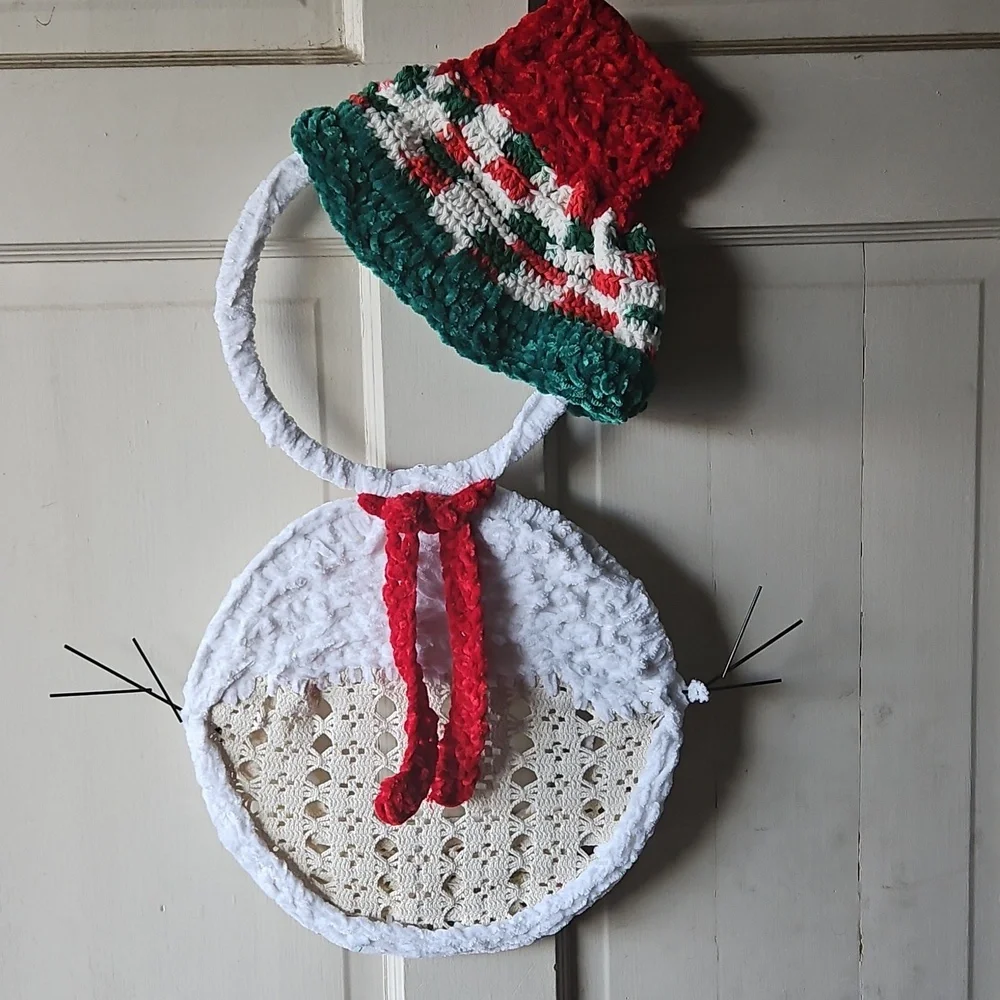 Hand Crafted Crochet Wire Frame Snowman Christmas Decor Handmade Holiday Wreath